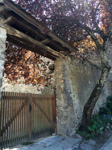 Photographie intitulée "Couleurs d'Yvoire" par Camille R., Œuvre d'art originale, Photographie non manipulée