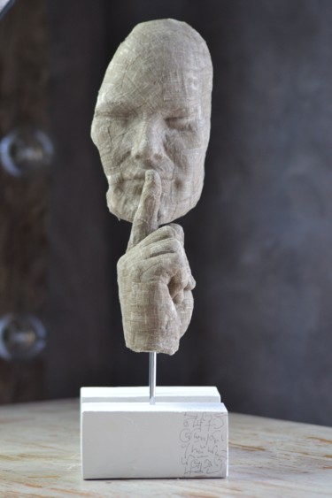 Skulptur mit dem Titel "Silence.jpg" von L'Atelier De Cana, Original-Kunstwerk, Stoff