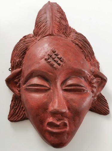 Sculpture intitulée "Masque d'Indonésie" par Martine Caoudal, Œuvre d'art originale, Argile