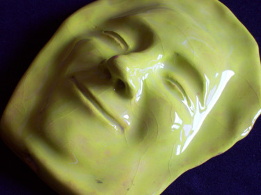Scultura intitolato "Sognatore (giallo)" da Nunzio Capece, Opera d'arte originale, Ceramica