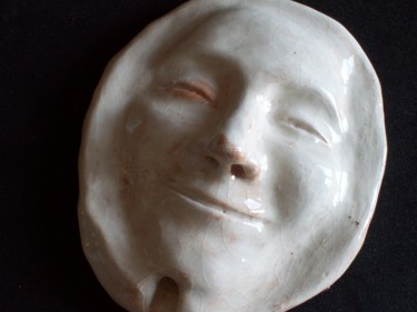 Skulptur mit dem Titel "Sognatore (bianco)" von Nunzio Capece, Original-Kunstwerk, Keramik