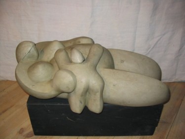 Sculpture titled "Maternité" by Stephane Carel, Original Artwork, Stone