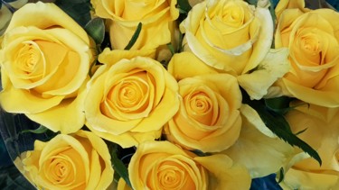 Photographie intitulée "Roses jaunes -  2/4…" par Carlos Vieira, Œuvre d'art originale, Photographie non manipulée