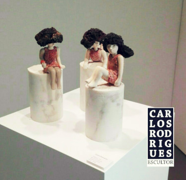 Sculpture titled "AS 3 MARIAS" by Carlos Rodrigues, Original Artwork, Stone