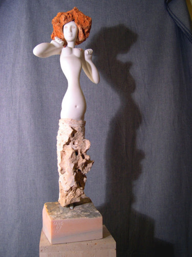 Sculpture titled "7 MESES" by Carlos Rodrigues, Original Artwork, Stone