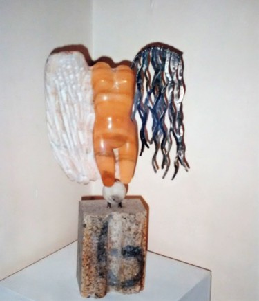 Sculpture titled "DA SERIE ANJOS" by Carlos Rodrigues, Original Artwork, Metals