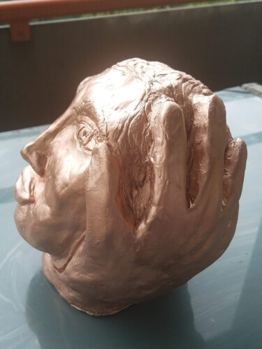 Sculpture intitulée "Kopf mit Hand" par Carmen Coduri, Œuvre d'art originale, Céramique