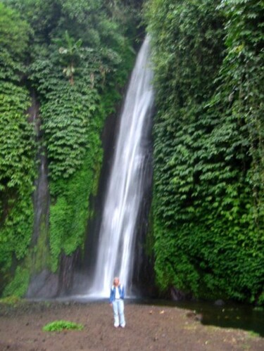 Photography titled "CASCADA - BALI (Ind…" by Carmen G. Junyent, Original Artwork