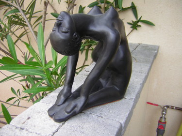 Sculpture intitulée "femme-offerte-21-cm…" par Carole Bouteiller, Œuvre d'art originale
