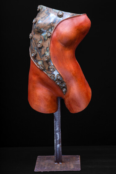 Scultura intitolato "Buste fleurs" da Carole Lanfranchi, Opera d'arte originale, Argilla