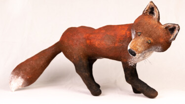 Sculpture titled "Le Renard" by Carole Le Bolloc'H, Original Artwork, Paper maché