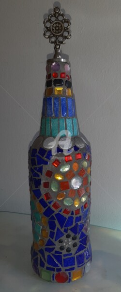 Sculpture intitulée "Bouteille en mosaïq…" par Cassio-Galet, Œuvre d'art originale, Mosaïque