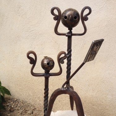 Sculpture titled "LE SELFIE" by Castor, Original Artwork, Metals