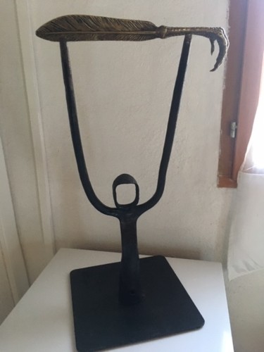 Sculpture titled "SMS" by Castor, Original Artwork, Metals