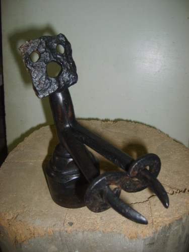 Skulptur mit dem Titel "prisonnier du systè…" von Castor, Original-Kunstwerk