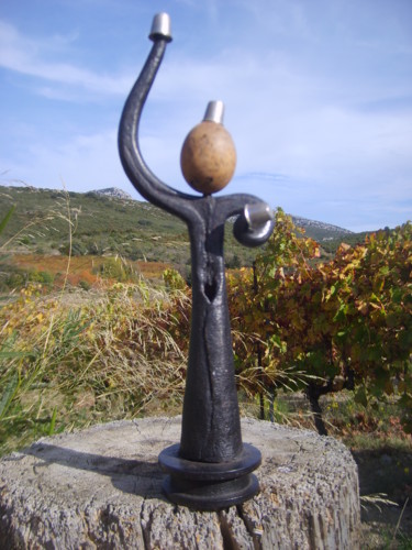 Sculpture titled "sculpture en 3 dés" by Castor, Original Artwork