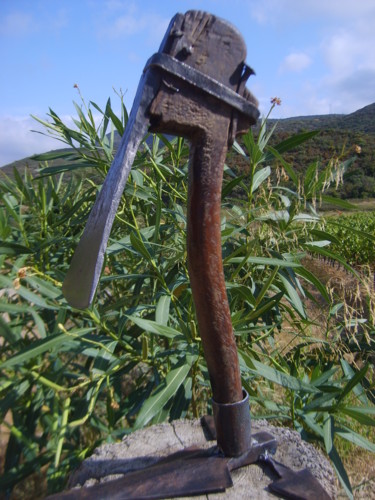 Sculpture titled "L'AFRICAIN" by Castor, Original Artwork, Metals