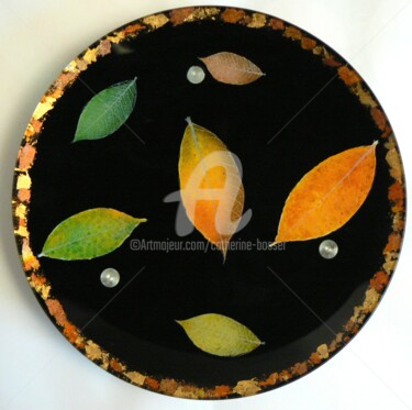 Design intitulée "Plat rond sur 3 pie…" par Catherine Bosser, Œuvre d'art originale, Peinture vitrail