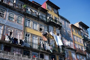 Photographie intitulée "Porto. Maisons de l…" par Catherine Boutin, Œuvre d'art originale