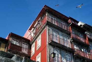 Photographie intitulée "Porto. Maisons de l…" par Catherine Boutin, Œuvre d'art originale