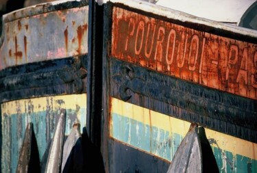 Photography titled "Péniche "Pourquoi p…" by Catherine Boutin, Original Artwork