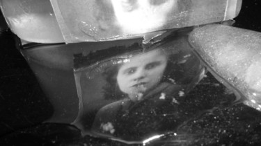 Photographie intitulée "femme de glace 3" par Catherine Jubert Asencio, Œuvre d'art originale, Photographie numérique