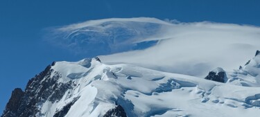 Photographie intitulée "Mont Blanc Vaporeux…" par Catdicop, Œuvre d'art originale, Photographie numérique