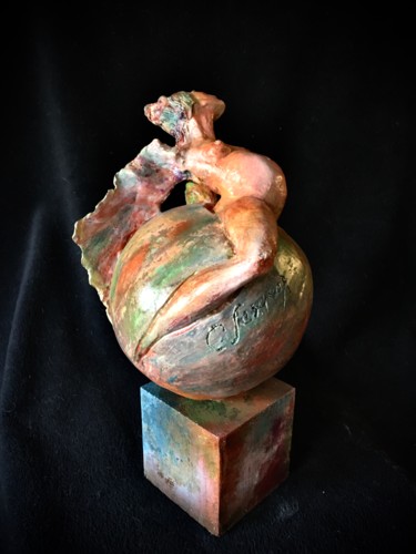 Scultura intitolato "La naissance des an…" da Catherine Lesueur (C.Lesueur), Opera d'arte originale, Ceramica Montato su art…