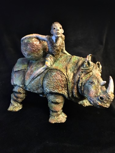 Скульптура под названием "A dos de rhinoceros" - Catherine Lesueur (C.Lesueur), Подлинное произведение искусства, Глина