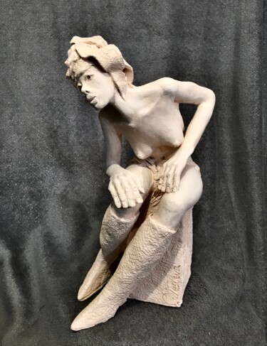 Sculpture titled "Macha bottée" by Catherine Lesueur (C.Lesueur), Original Artwork, Ceramics