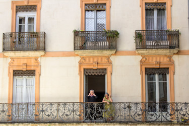 Photographie intitulée "Dames au balcon" par Catherine Toiron, Œuvre d'art originale, Photographie numérique