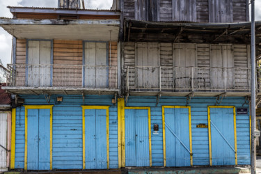 Fotografía titulada "Volets fermés" por Catherine Toiron, Obra de arte original