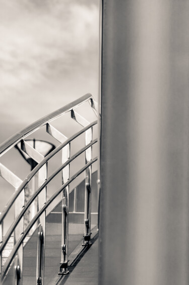 Photographie intitulée "Stairs to the heaven" par Catherine Toiron, Œuvre d'art originale, Photographie numérique