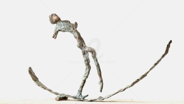 Sculpture titled "EN EQUILIBRE" by Catherine Villa, Original Artwork, Metals