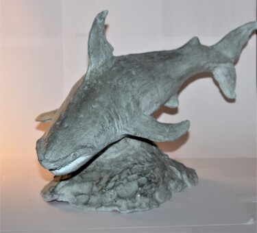 Sculpture titled "le Requin" by Cathy Dapvril (CDL), Original Artwork, Terra cotta