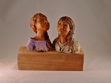 Scultura intitolato "Les deux amirs : Sc…" da Catherine Zivi, Opera d'arte originale, Ceramica