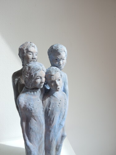 Sculptuur getiteld "En Famille - Sculpt…" door Catherine Zivi, Origineel Kunstwerk, Terra cotta