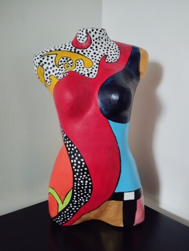 Sculpture titled "Milady" by Carole Carpier, Original Artwork, Acrylic
