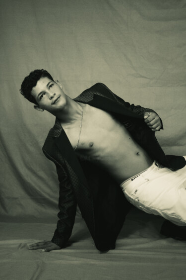 Fotografie mit dem Titel "Young man" von Ccdril Fotografia, Original-Kunstwerk, Manipulierte Fotografie