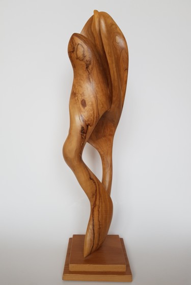 Скульптура под названием "Angel with Burnt Wi…" - Cécile Devezeaux De Lavergne, Подлинное произведение искусства, Дерево