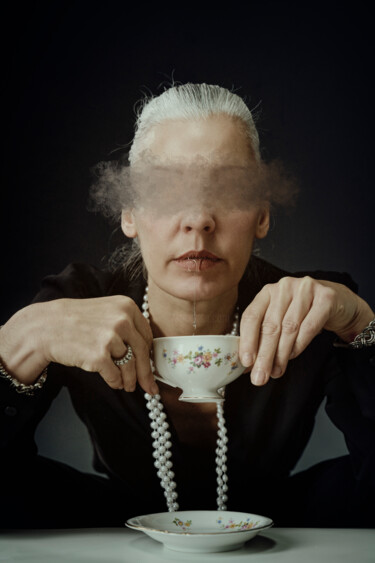 Fotografia zatytułowany „Tea Time II dibond” autorstwa Cédric Brion (Studio Clavicule Pics), Oryginalna praca, Fotografia cy…