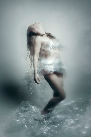 Photography titled "Plastic Dress" by Cédric Brion (Studio Clavicule Pics), Original Artwork, Digital Photography