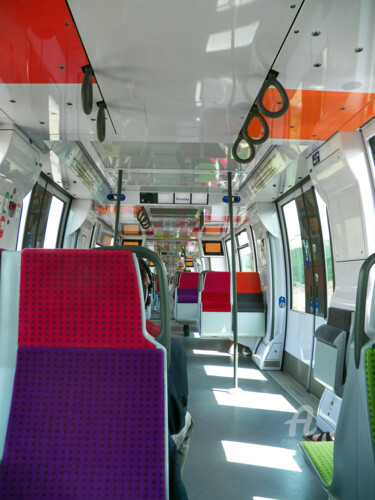 Fotografia zatytułowany „Train ceiling usage…” autorstwa Cédric Hajiji, Oryginalna praca, Fotografia cyfrowa