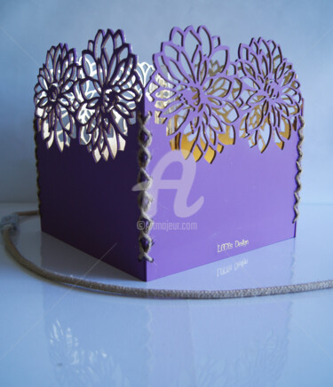 Artcraft titled "Lampe Purple Dahlia" by Looïs Design, Original Artwork