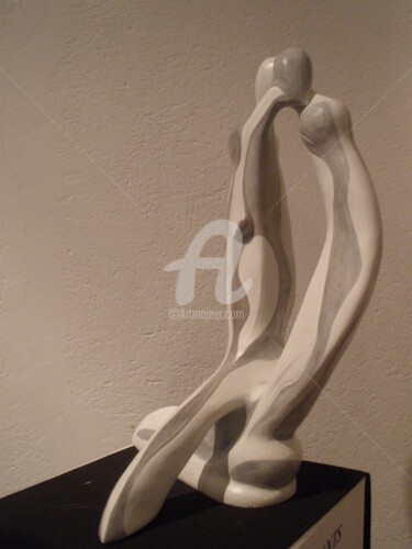 Sculpture intitulée "LES AMANTS" par Céline Pariggi (Wen Dao), Œuvre d'art originale, Terre cuite