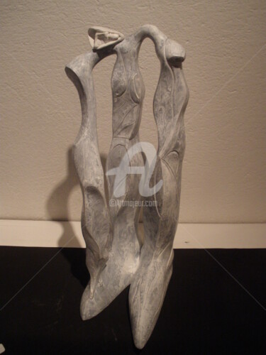 Sculpture titled "onirique. " le dorm…" by Céline Pariggi (Wen Dao), Original Artwork, Ceramics