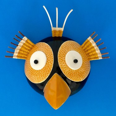 Sculpture titled "moineau jaune" by Céline Sicard, Original Artwork, Ceramics