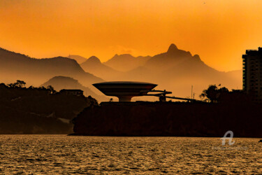 Photographie intitulée "Sunset-Rio" par Celso Lobo, Œuvre d'art originale, Photographie numérique