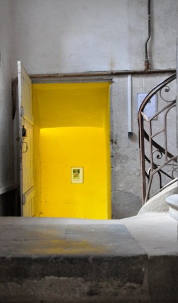 Photographie intitulée "jaune02" par Dominique Chagny, Œuvre d'art originale