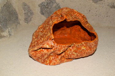 Sculpture intitulée "GROTTE" par Chantal Lissonnet, Œuvre d'art originale, Papier mâché